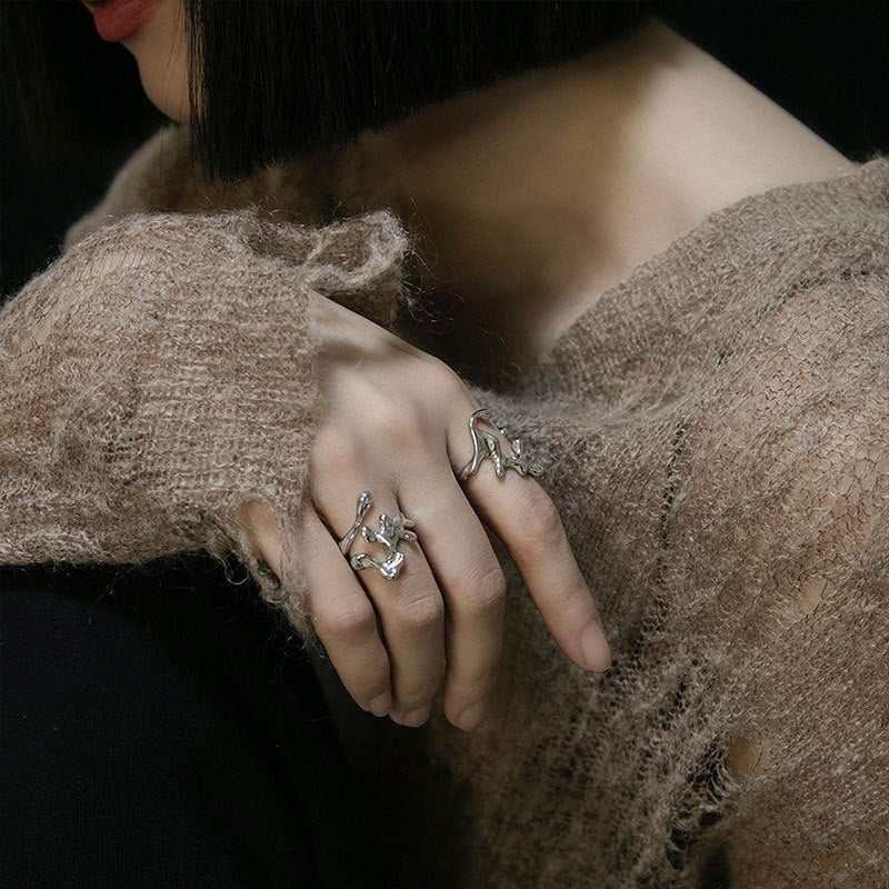 Hollow Opening Rings